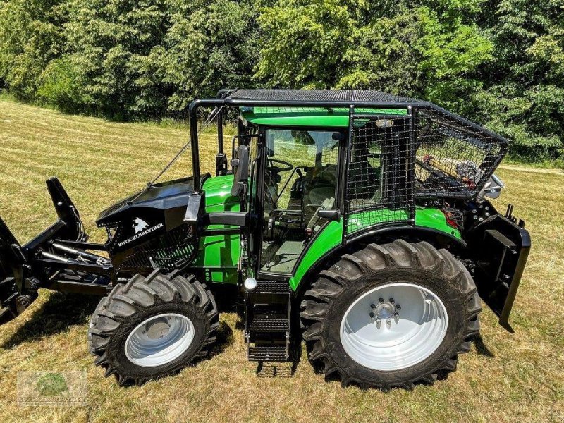 Forstschlepper van het type John Deere Luchs - Kotschenreuther, Neumaschine in Steinwiesen (Foto 1)