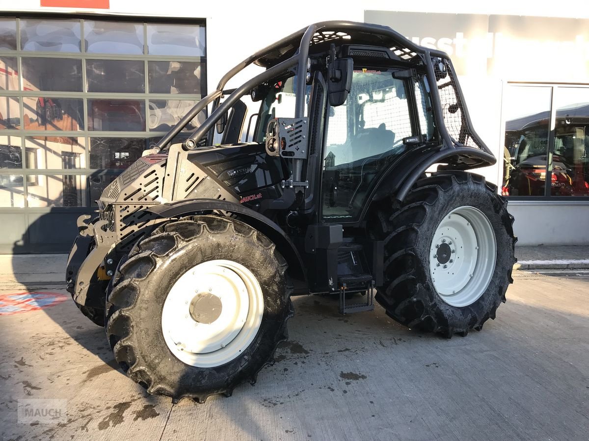 Forstschlepper tip Valtra N175 Direct, Neumaschine in Burgkirchen (Poză 1)