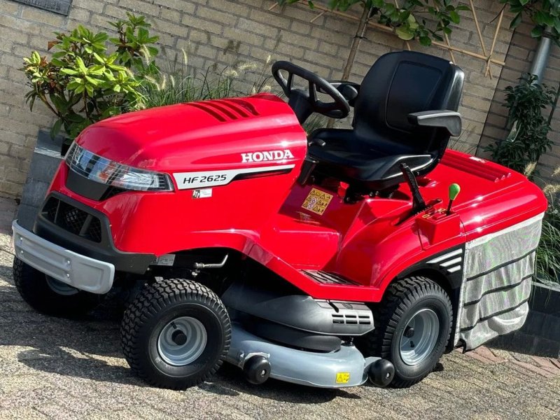 Freischneider & Trimmer van het type Honda HF 2625 zitmaaier Demo bj2023 in nieuwstaat! gebruikte, Gebrauchtmaschine in Ameide