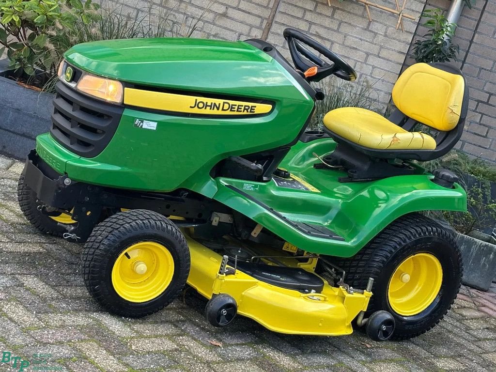 Freischneider & Trimmer типа John Deere X320 gebruikte zitmaaier 2cil. Kawasaki, Gebrauchtmaschine в Ameide (Фотография 1)