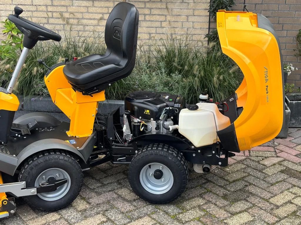 Freischneider & Trimmer a típus Stiga gebruikte Park 720PW 60uur! stuurbekr frontmaaier 3 messen 100cm, Gebrauchtmaschine ekkor: Ameide (Kép 5)