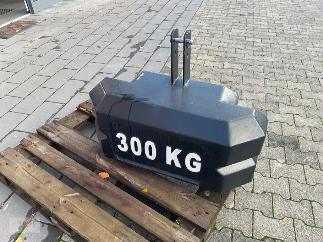 Frontgewicht des Typs AF-Landtechnik 300 KG, Gebrauchtmaschine in Lippetal / Herzfeld (Bild 1)