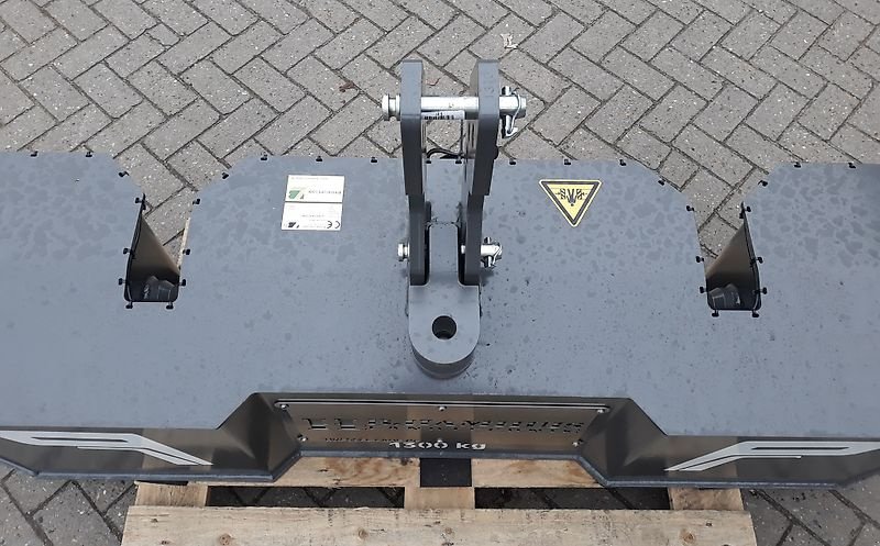 Frontgewicht a típus Bressel & Lade Frontgewicht L (MMS FG 800-1300), Neumaschine ekkor: Itterbeck (Kép 3)