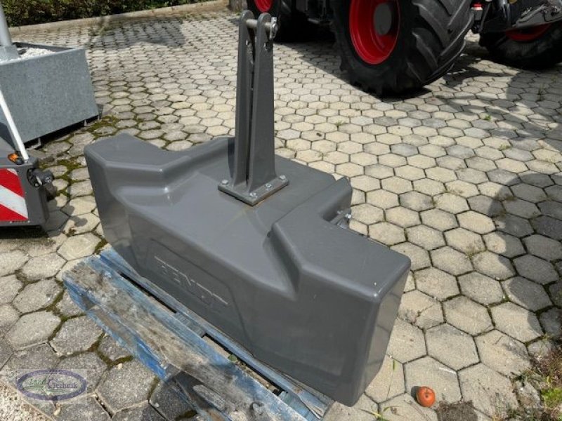 Frontgewicht van het type Fendt 1800kg, Neumaschine in Münzkirchen (Foto 2)