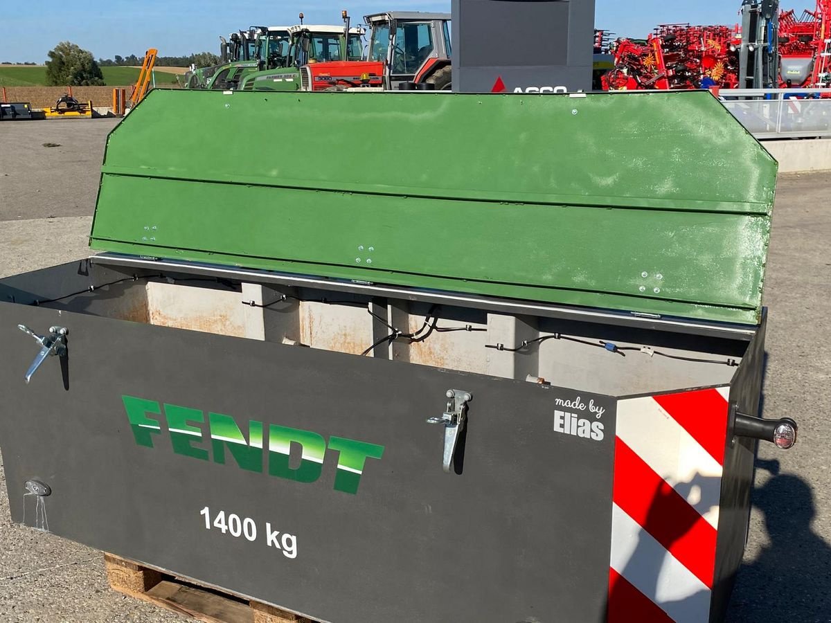 Frontgewicht от тип Fendt Frontgewicht 1400kg mit Transportbox, Gebrauchtmaschine в Starrein (Снимка 3)