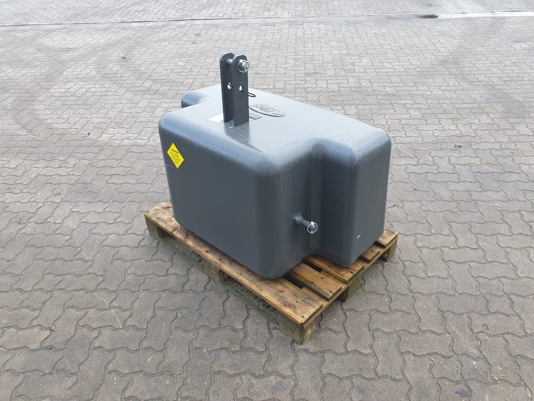 Frontgewicht del tipo Fliegl GEWICHT 1.050KG, Neumaschine en Sittensen (Imagen 3)