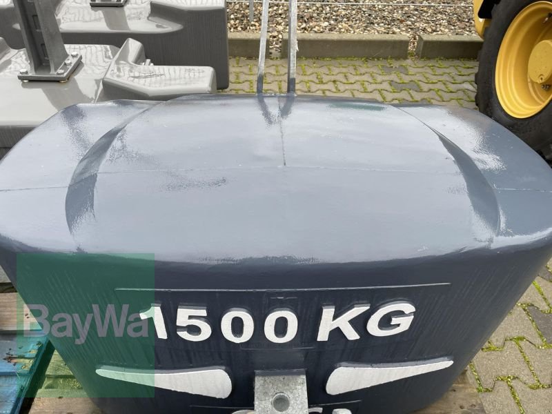 Frontgewicht des Typs GMC 1500 KG GEWICHT INNOV.KOMPAKT, Gebrauchtmaschine in Bamberg (Bild 1)