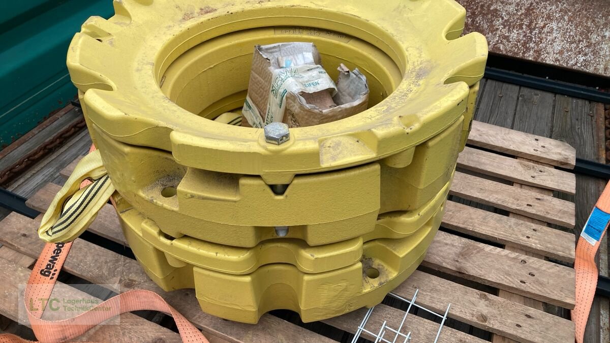 Frontgewicht des Typs John Deere Radgewichte 205kg, Gebrauchtmaschine in Eggendorf (Bild 1)