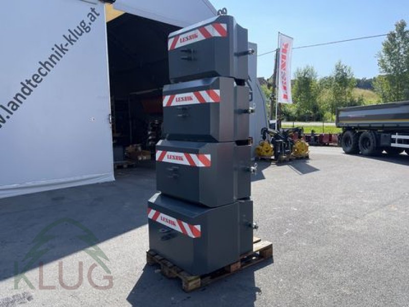 Frontgewicht του τύπου Lesnik Frontgewichte 600-1.200kg, Neumaschine σε Pirching am Traubenberg (Φωτογραφία 1)