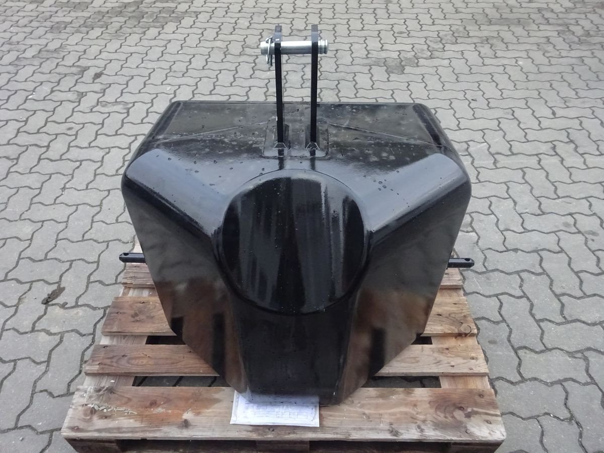 Frontgewicht Türe ait Sonstige 600 kg BBP-2 Frontgewicht, Neumaschine içinde St. Marienkirchen (resim 4)