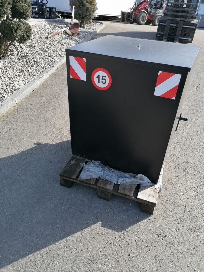 Frontgewicht a típus Sonstige Pronar Frontgewicht-Behälter 1000 KG, Neumaschine ekkor: NATTERNBACH (Kép 3)