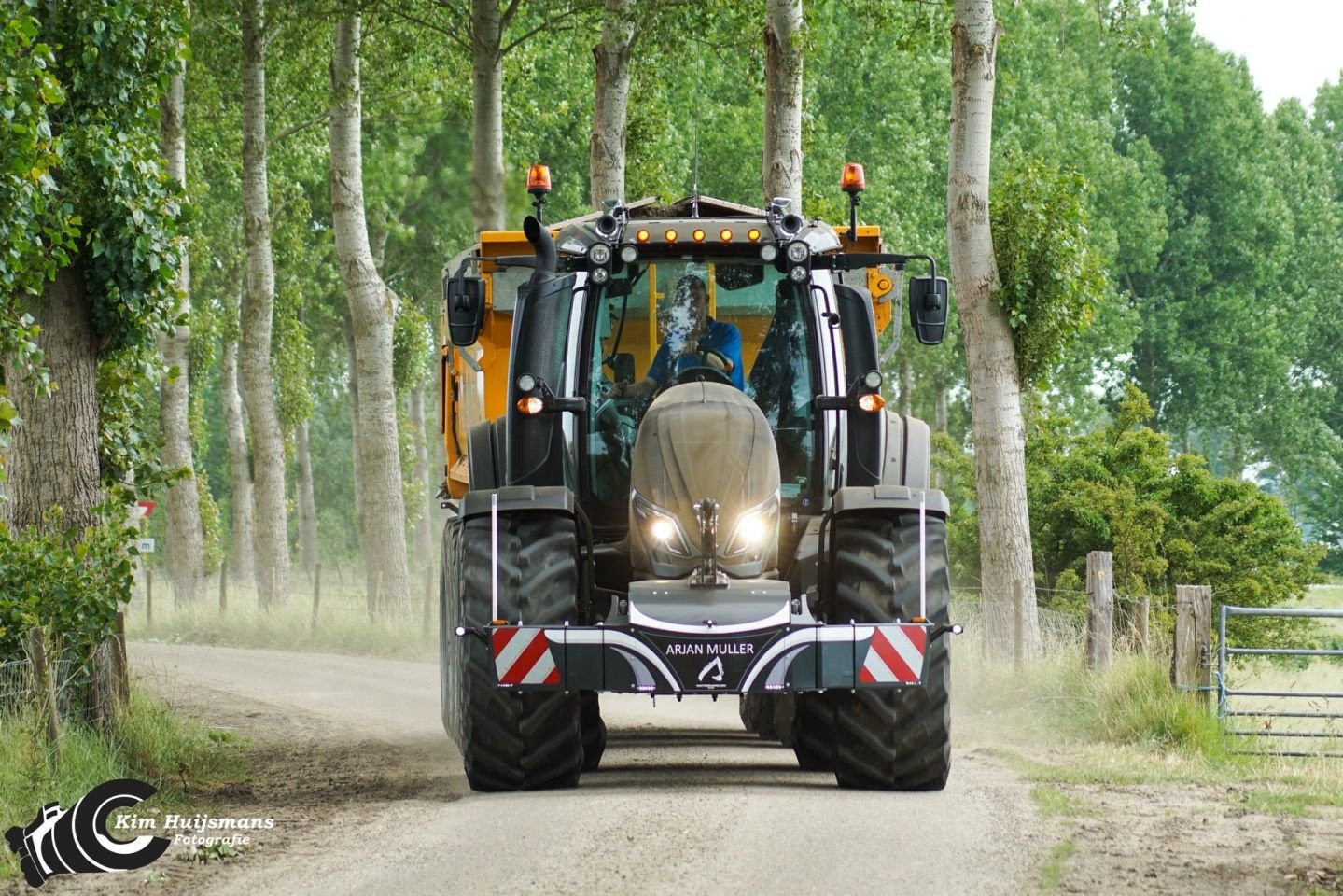 Frontgewicht del tipo Valtra Tractor Bumper, Gebrauchtmaschine In Alphen (Immagine 3)