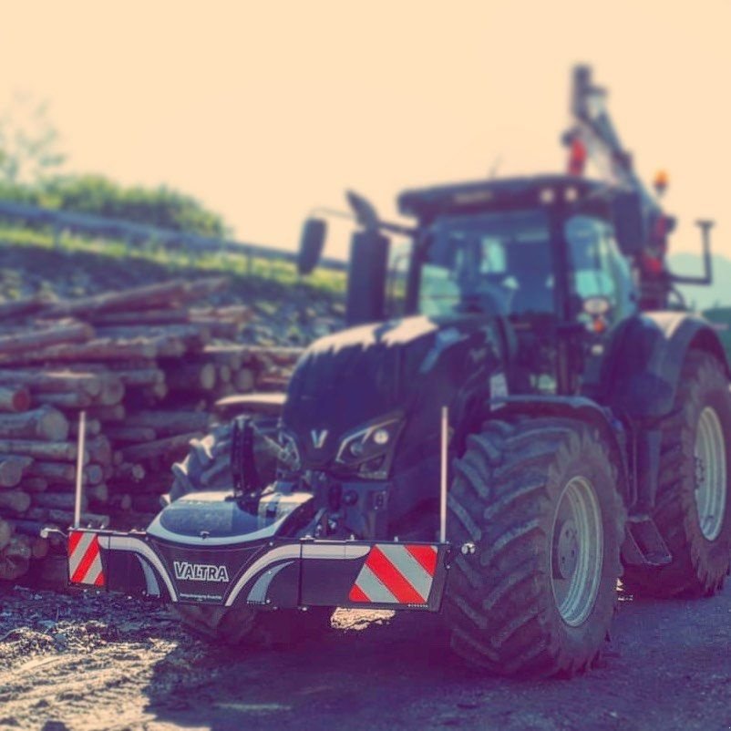 Frontgewicht del tipo Valtra Tractor Bumper, Gebrauchtmaschine In Alphen (Immagine 10)