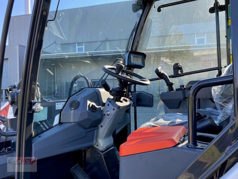 Frontlader van het type Bobcat L85, Neumaschine in Mühldorf (Foto 5)