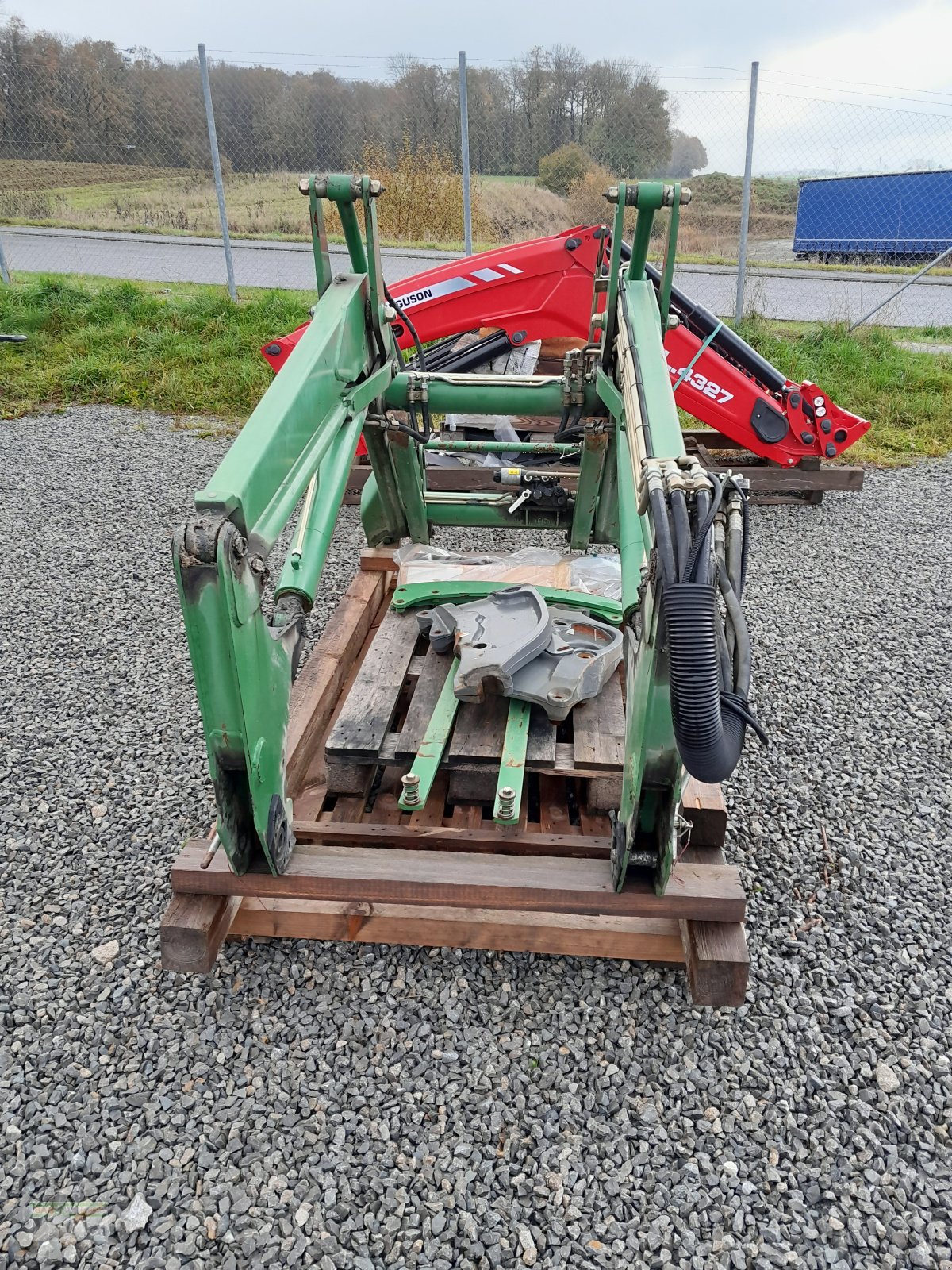 Frontlader Türe ait Fendt Cargo 3 X, Gebrauchtmaschine içinde Ingelfingen-Stachenhausen (resim 2)