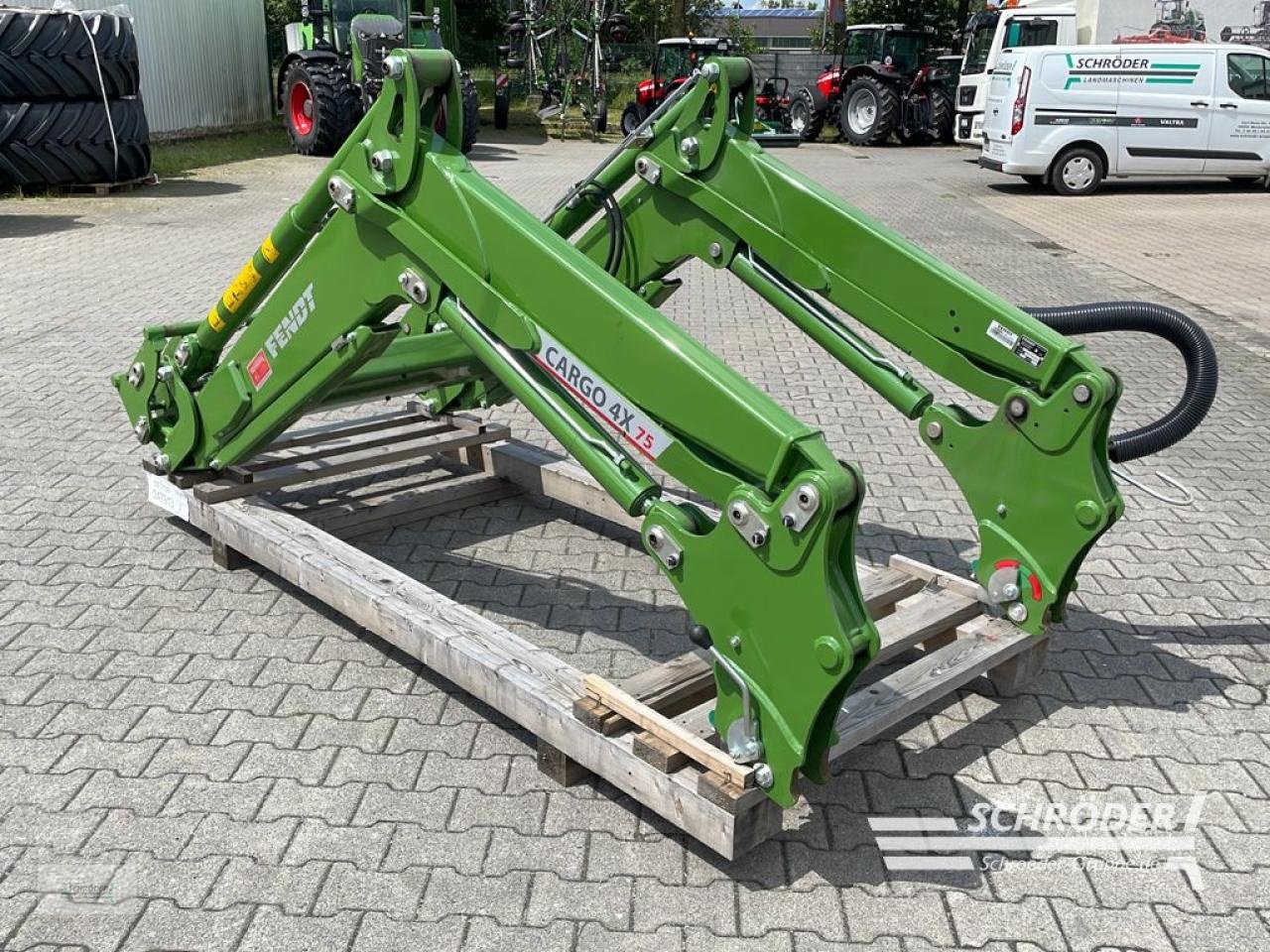 Frontlader του τύπου Fendt CARGO 4 X/75 DW, Gebrauchtmaschine σε Wildeshausen (Φωτογραφία 4)