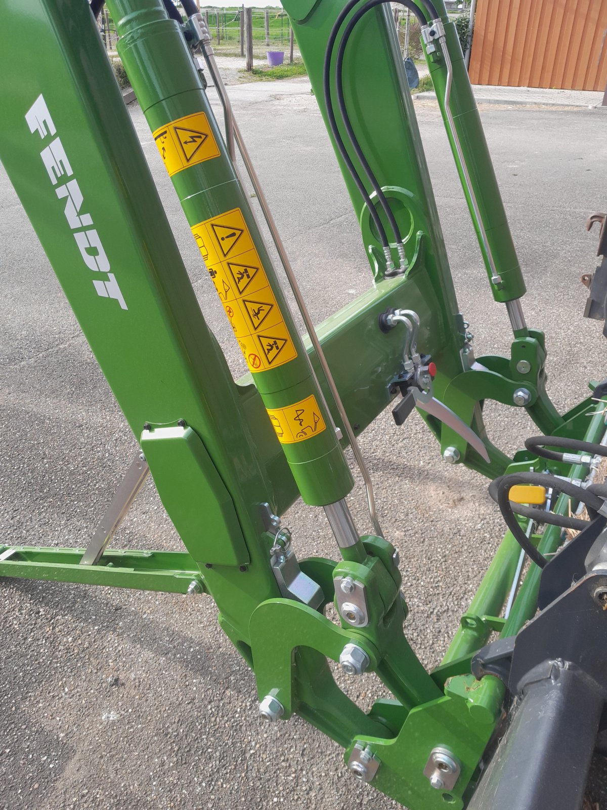 Frontlader typu Fendt Cargo 4X 75 Compact, Gebrauchtmaschine v Korntal-Münchingen (Obrázek 2)