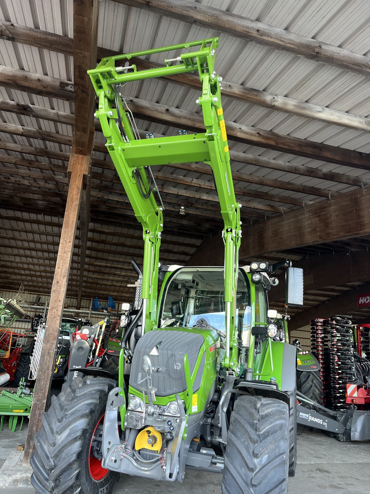 Frontlader of the type Fendt CARGO 5X/90, Neumaschine in Donaueschingen (Picture 5)