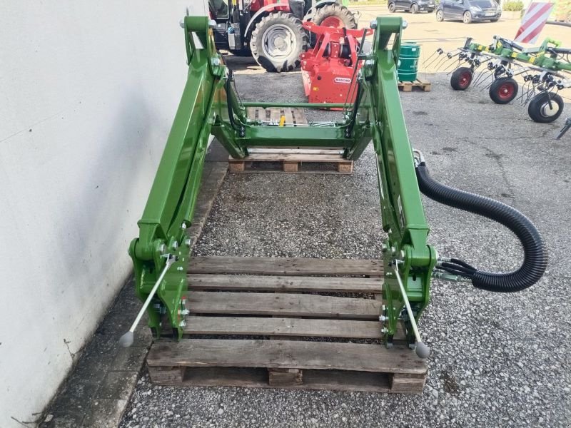 Frontlader des Typs Fendt FRONTLADER CARGO 4X/75 COMPAKT, Neumaschine in Neumarkt, Oberpf (Bild 3)