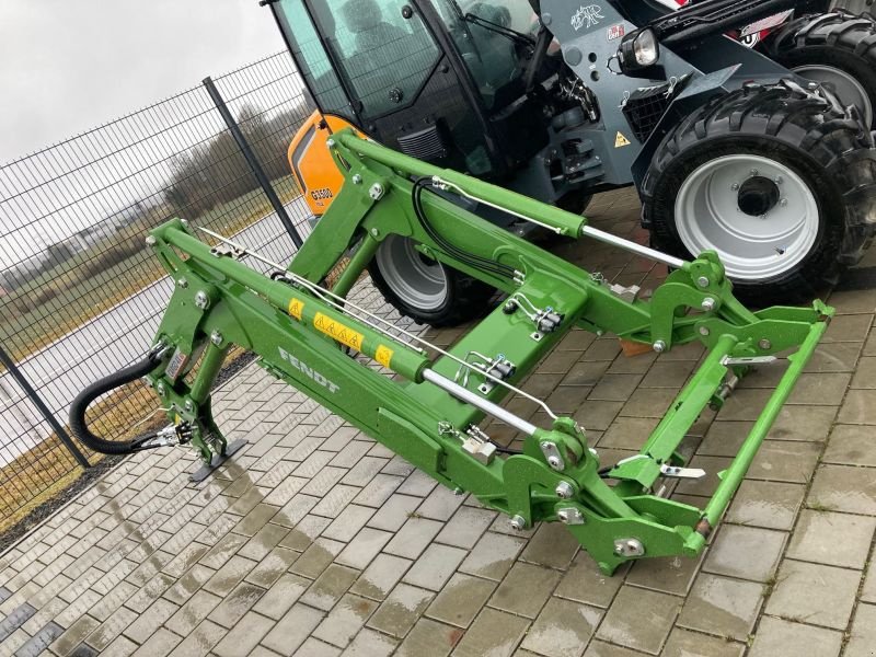 Frontlader a típus Fendt FRONTLADER CARGO 4X80, Neumaschine ekkor: Schwarzenfeld (Kép 1)