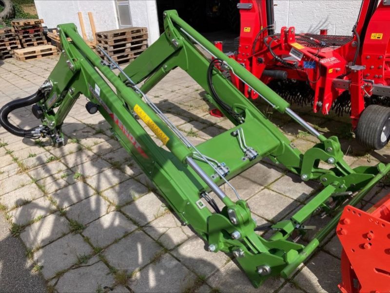 Frontlader del tipo Fendt FRONTLADER CARGO 6.100PROFI, Neumaschine In Untergriesbach (Immagine 1)