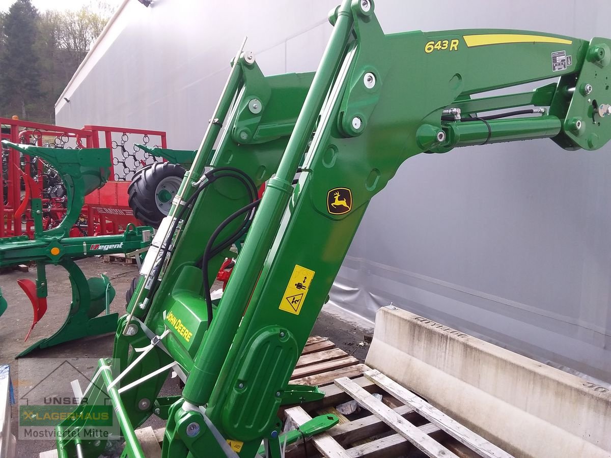 Frontlader del tipo John Deere 643R, Neumaschine en Bergland (Imagen 1)