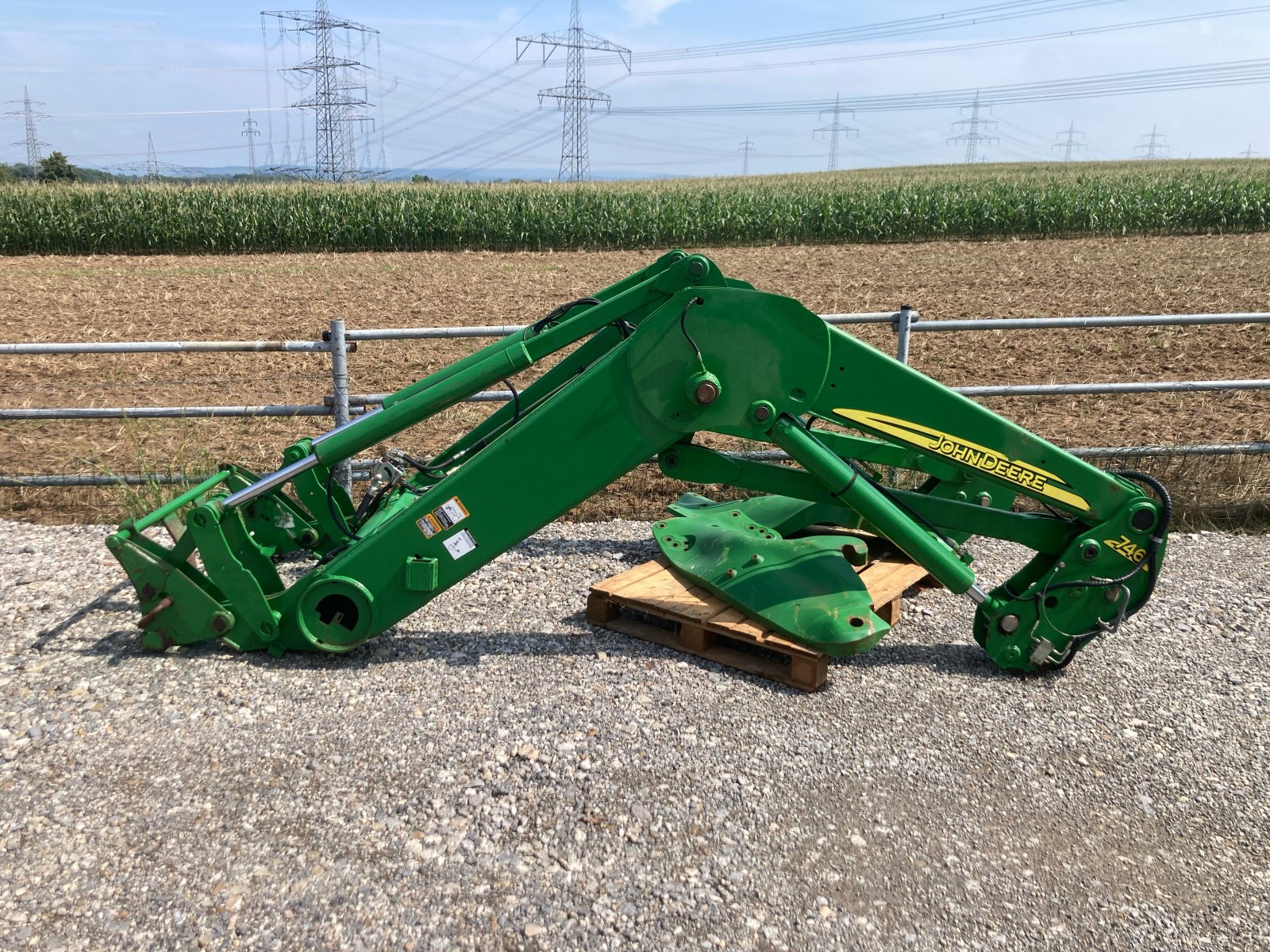 Frontlader tipa John Deere 746, Gebrauchtmaschine u Ludwigsburg (Slika 1)