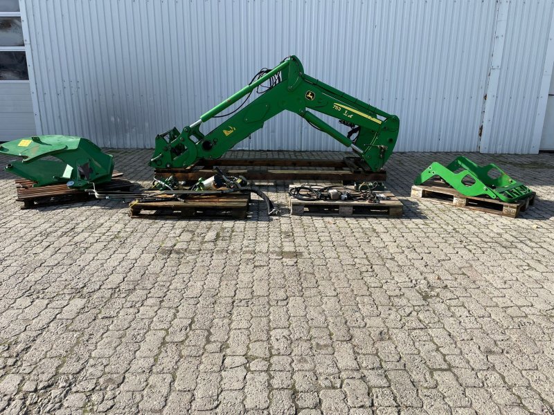 Frontlader des Typs John Deere 751, Gebrauchtmaschine in Dinklage