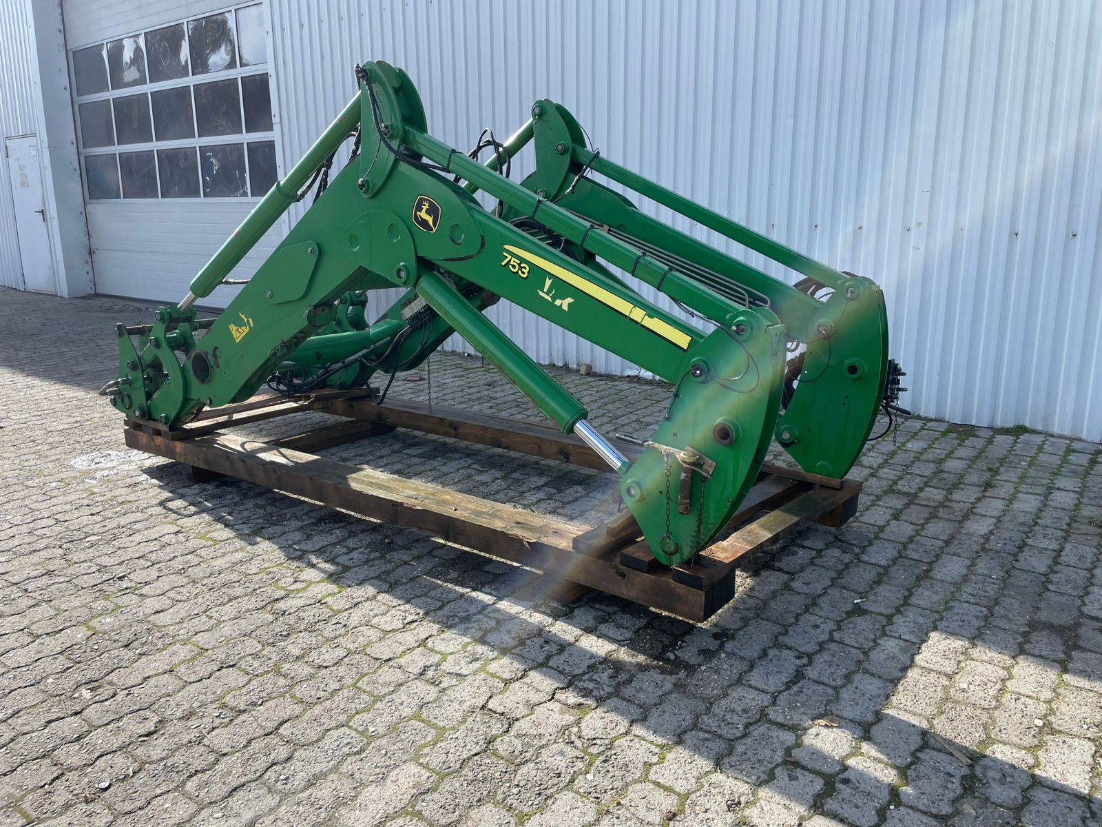 Frontlader van het type John Deere 751, Gebrauchtmaschine in Dinklage (Foto 7)