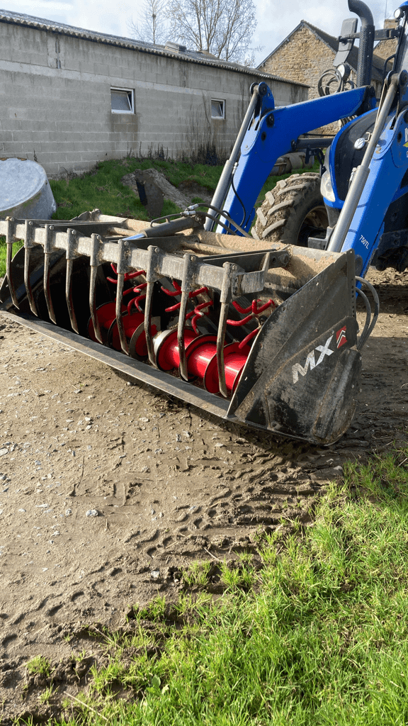 Frontlader van het type Mailleux BD 1202, Gebrauchtmaschine in TREMEUR (Foto 5)