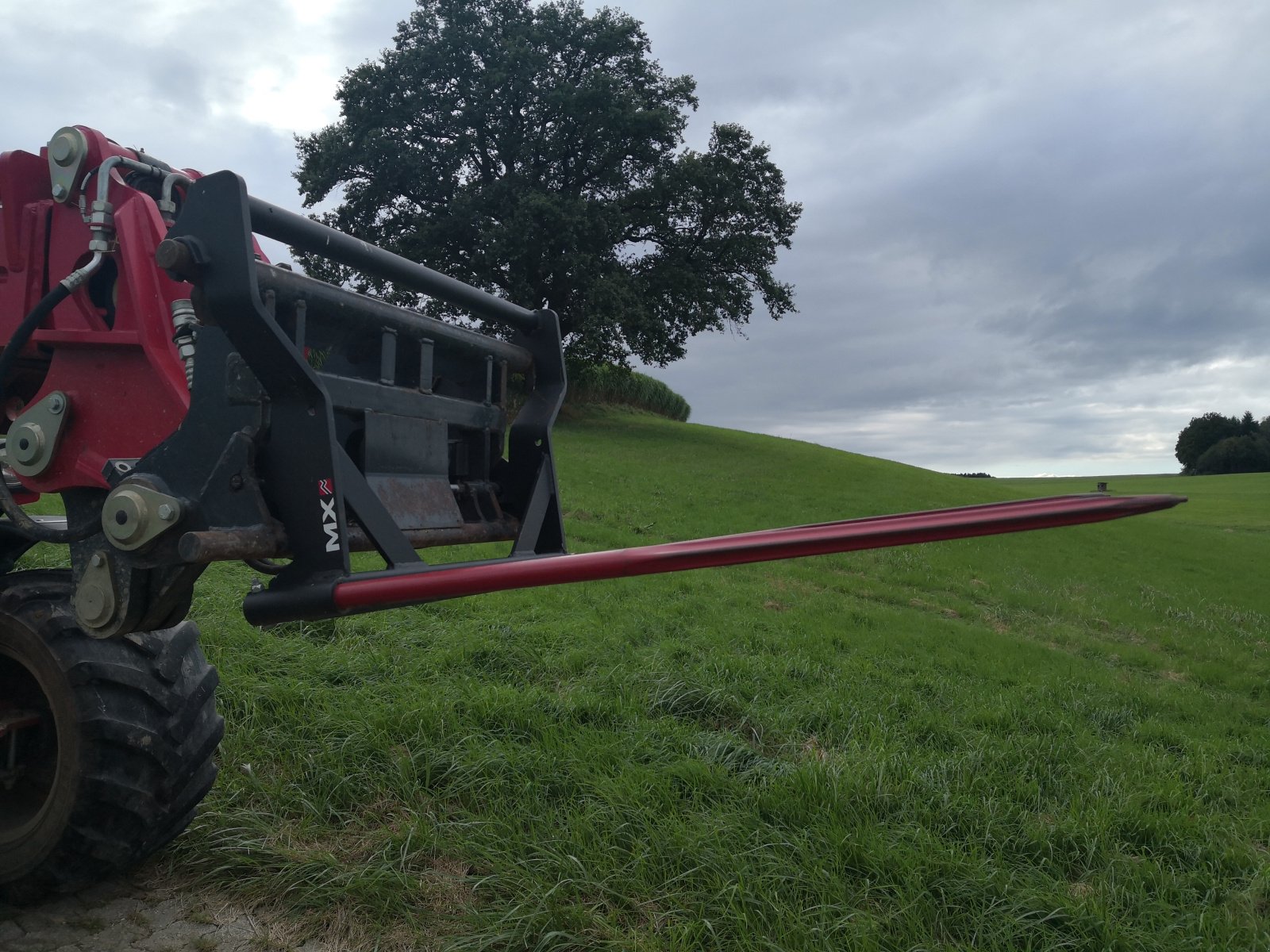 Frontlader van het type Mailleux MX Manubal L40 Ballengabel, Gebrauchtmaschine in Zolling (Foto 1)