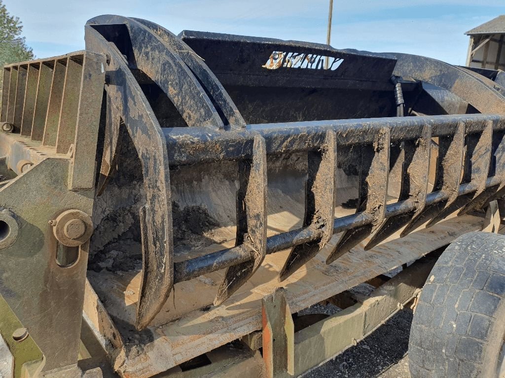 Frontlader of the type Manitou MLT 635-140 V+, Gebrauchtmaschine in DOMFRONT (Picture 5)