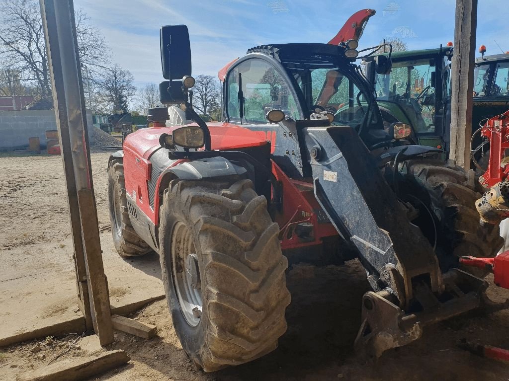 Frontlader del tipo Manitou MLT 635-140 V+, Gebrauchtmaschine In DOMFRONT (Immagine 1)