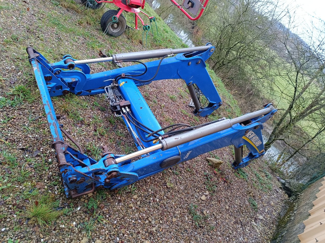 Frontlader typu New Holland 760TL, Gebrauchtmaschine w Lérouville (Zdjęcie 1)