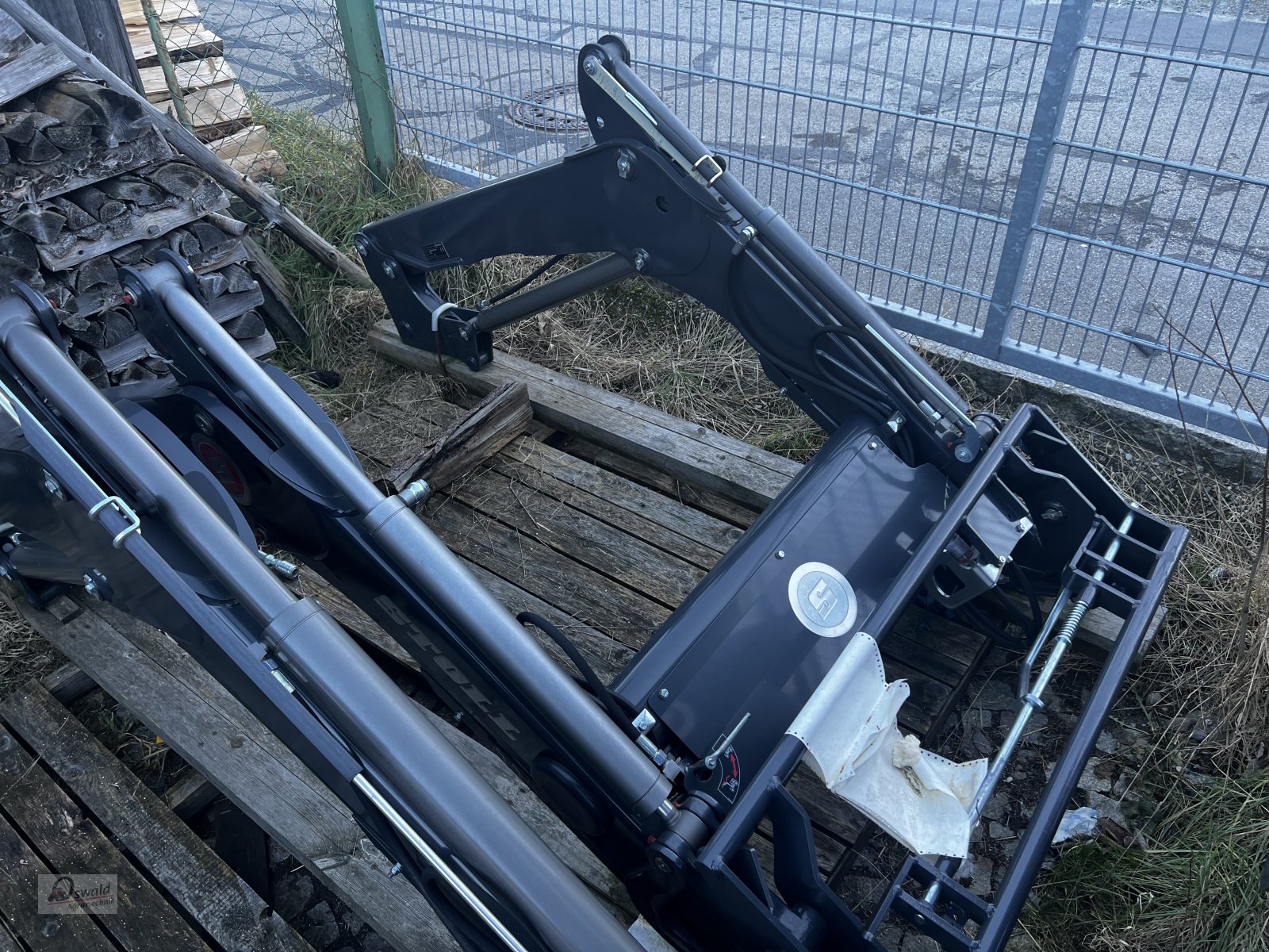 Frontlader del tipo Stoll FZ 8.1, Neumaschine en Regen (Imagen 1)