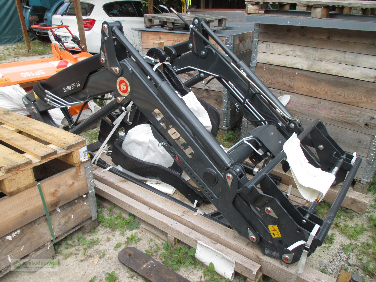 Frontlader du type Stoll Solid 35-18 P mit Parallelführung, Konsolen für Deutz 5080 D Keyline, mit Stoll Einhebelsteuergerät, Neumaschine en Feuchtwangen (Photo 2)