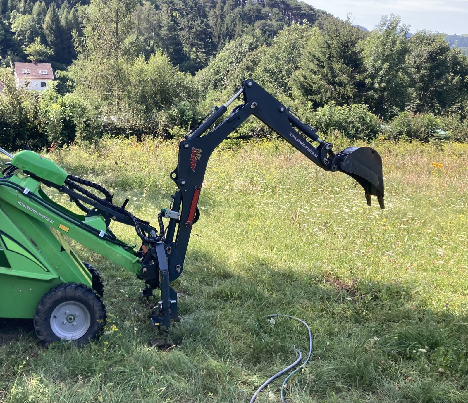 Frontladerzubehör (Bagger) des Typs Avant 210 Anbaubagger, Gebrauchtmaschine in Grünbach am Schneeberg (Bild 1)