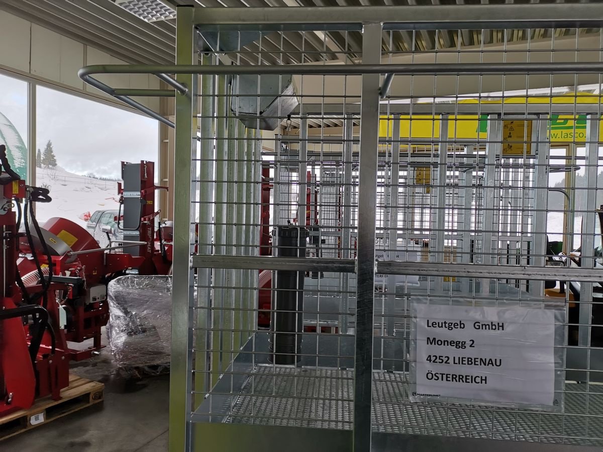 Frontladerzubehör (Bagger) des Typs Fliegl Fliegl Arbeitskorb, Neumaschine in Liebenau (Bild 9)