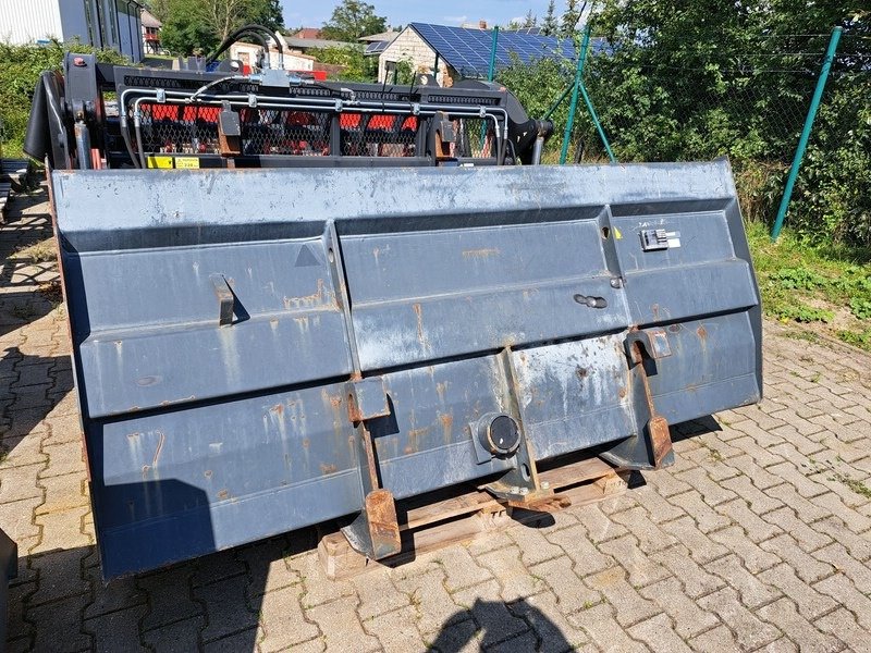 Frontladerzubehör (Bagger) du type Merlo LVA Leichtgutschaufel 2000, Gebrauchtmaschine en Rollwitz (Photo 2)