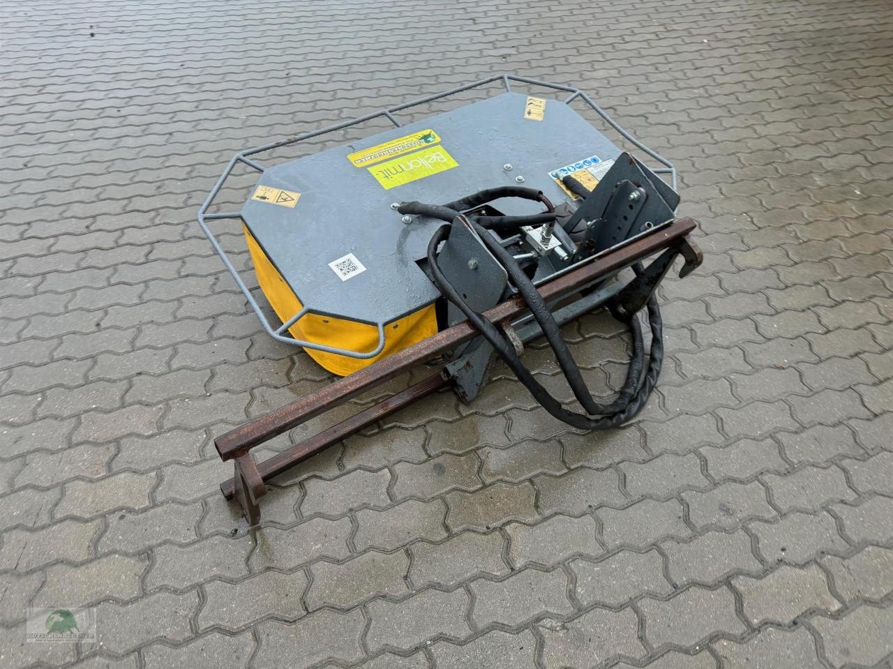 Frontladerzubehör (Bagger) van het type Sonstige Bellonmit 1,15m Mähwerk, Gebrauchtmaschine in Münchberg (Foto 2)