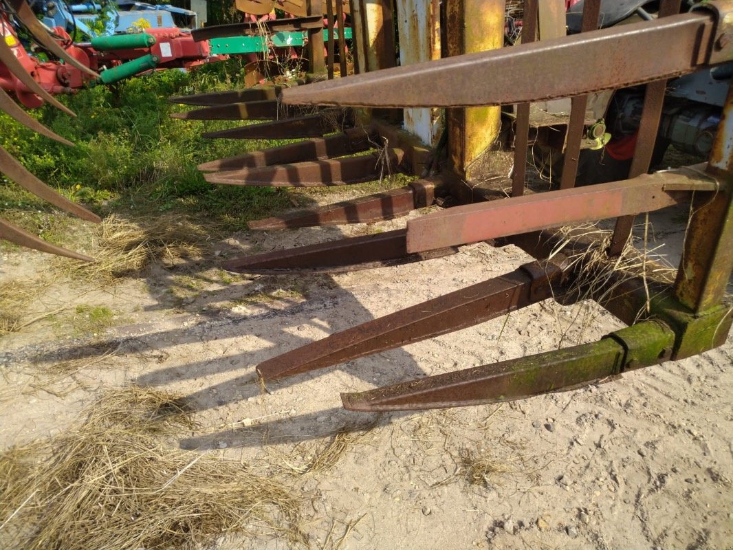 Frontladerzubehör (Bagger) van het type Sonstige Silogabel, Gebrauchtmaschine in Liebenwalde (Foto 6)