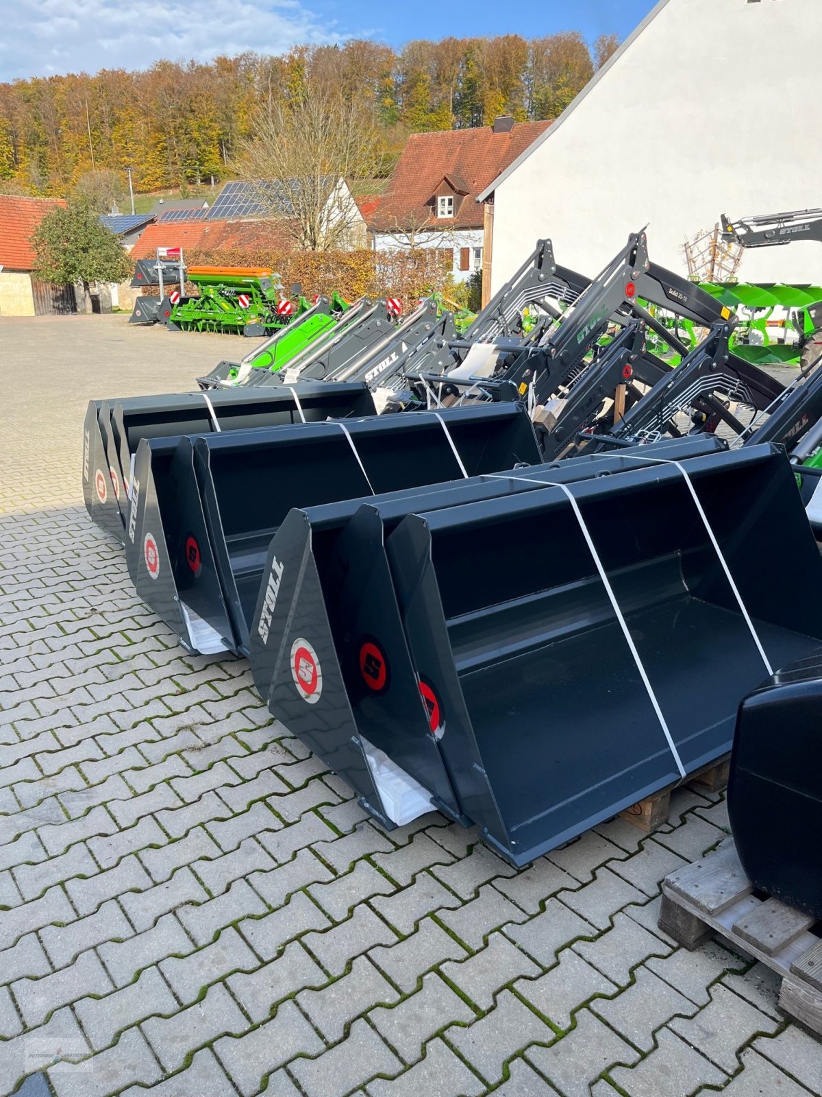 Frontladerzubehör (Bagger) del tipo Stoll Robust U 170 MH, Neumaschine In Treuchtlingen (Immagine 3)