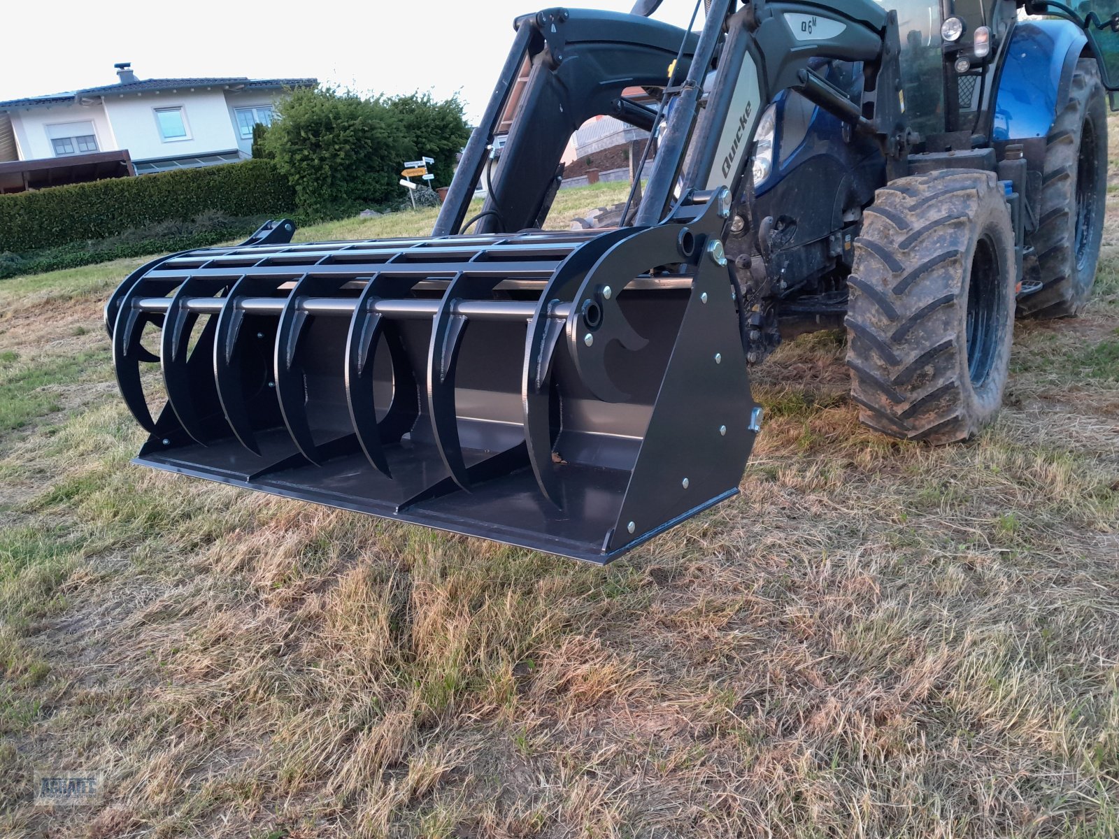 Frontladerzubehör (Bagger) des Typs Talex Greifschaufel, Neumaschine in Salching bei Straubing (Bild 3)