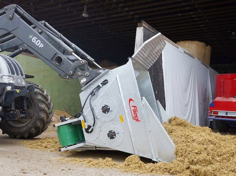 Frontladerzubehör typu Fliegl Profi Einstreuschaufel 1.850 mm, Vorführmaschine v St. Marienkirchen (Obrázek 8)