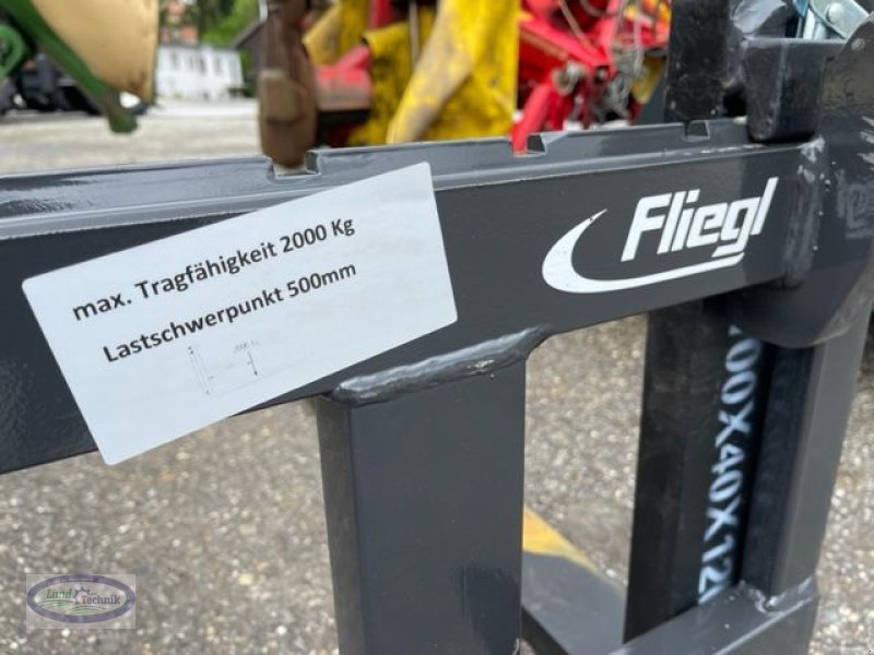 Frontladerzubehör du type Fliegl Staplergabel, Neumaschine en Münzkirchen (Photo 6)