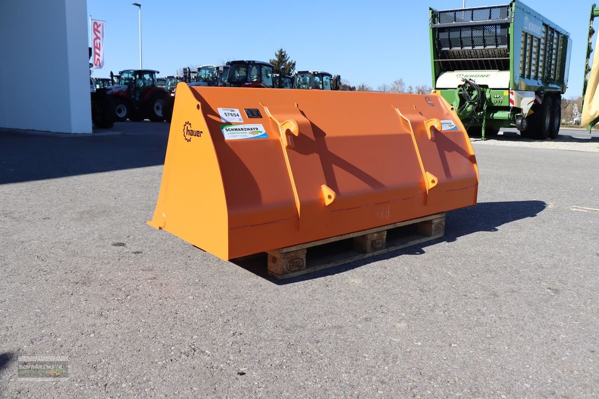 Frontladerzubehör van het type Hauer Erdschaufel 1800mm, Neumaschine in Gampern (Foto 4)