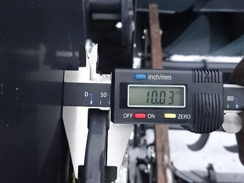 Frontladerzubehör a típus M&H Silo Reißschaufel- Silogreifschaufel - Greifschaufel -Hydraulisch mit 2 Zylinder- verschiedene Größen, Neumaschine ekkor: Neureichenau (Kép 31)