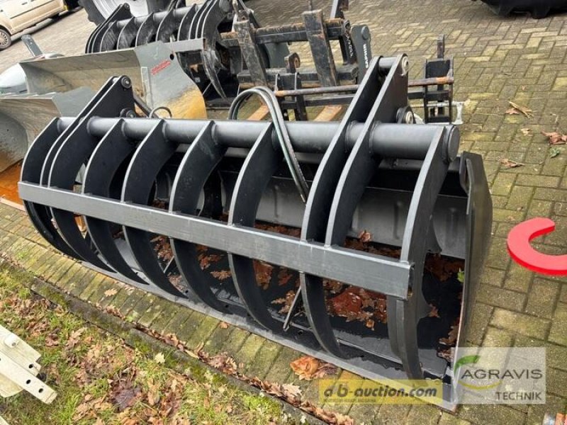 Frontladerzubehör of the type Quicke POWERGRAB 240 S, Neumaschine in Gronau (Picture 1)