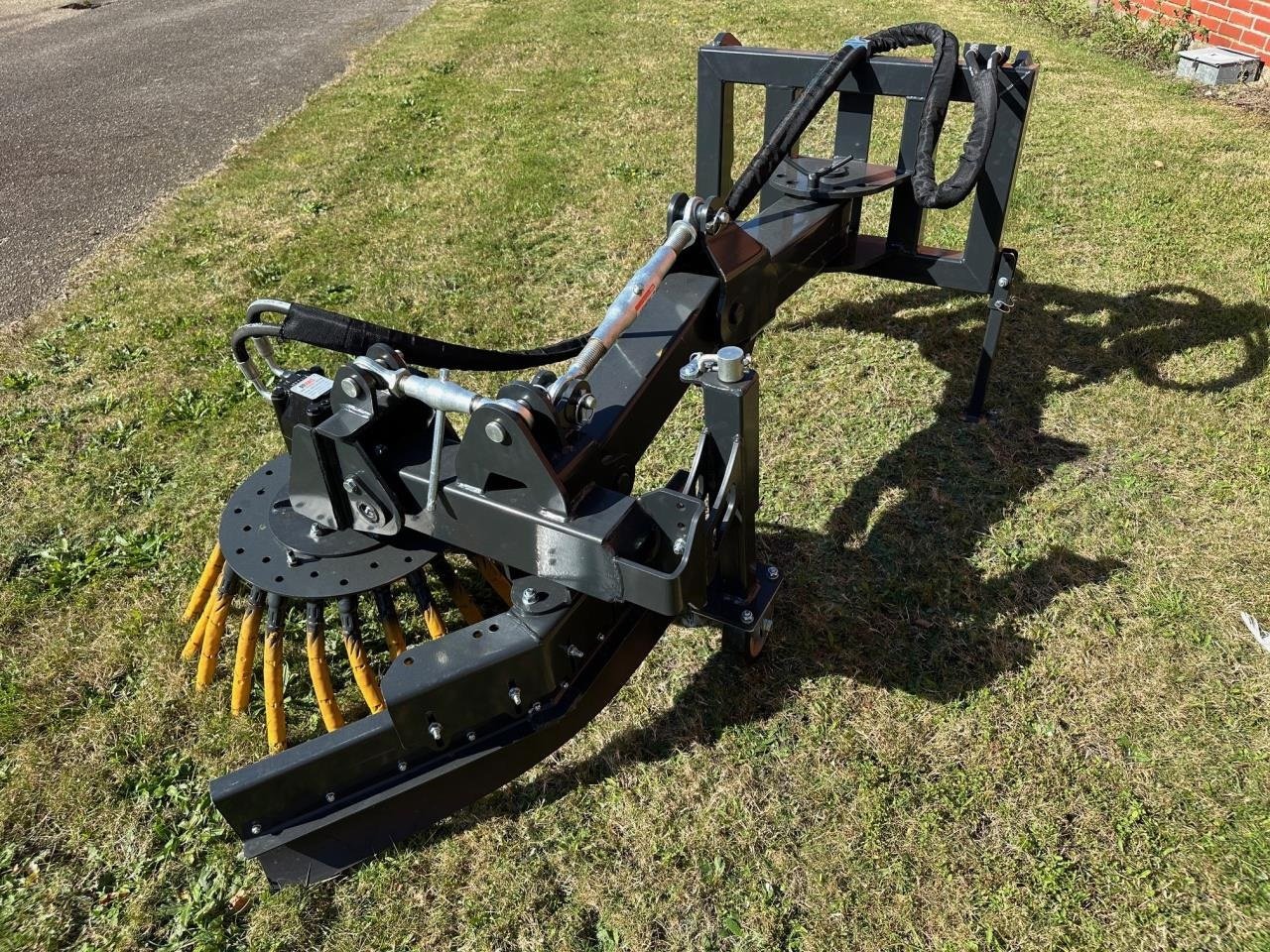 Frontladerzubehör van het type Sonstige ARKMET WEEDMACHINE, Gebrauchtmaschine in Skjern (Foto 5)