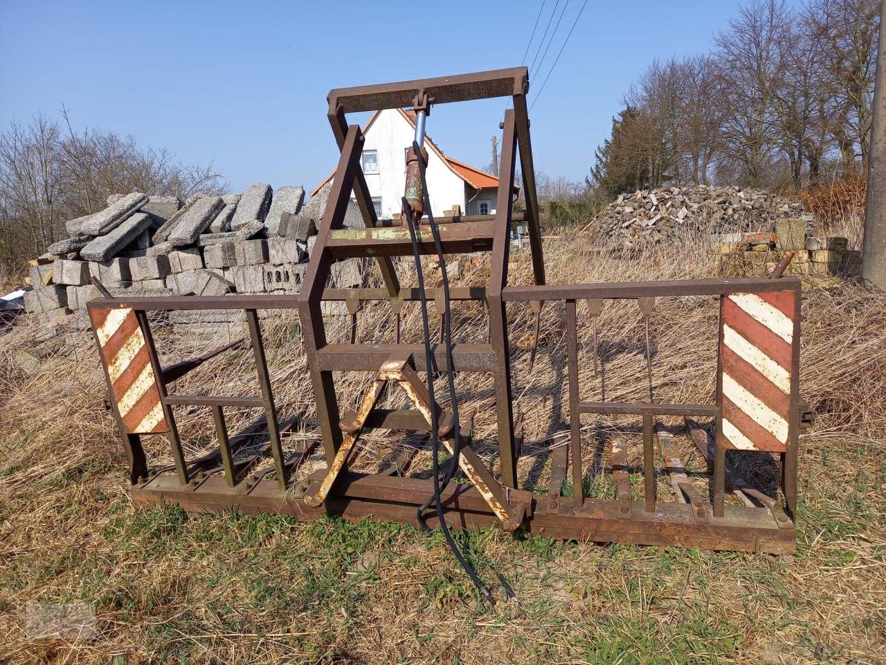 Frontladerzubehör от тип Sonstige Fortschritt Silagezange, Gebrauchtmaschine в Pragsdorf (Снимка 1)